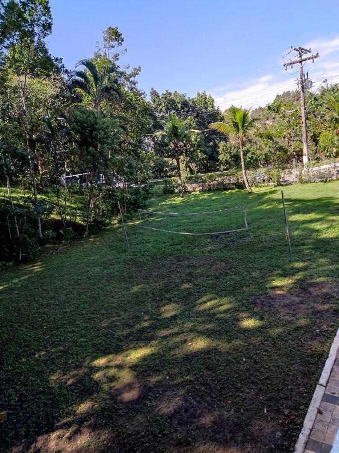 Apartamento Ate 10 Pessoas Na Enseada Guaruja Em Condominio Clube Praia Piscinas Salao Jogos Quadra Futebol Campo Parquinho Brinquedos Wi-Fi Home Office Bagian luar foto